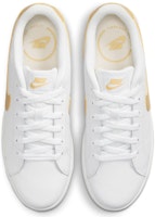 Nike Court Royale 2 低筒 板鞋 女款 白金 Shop Nike Court Royale 2 低筒 板鞋 女款 白金