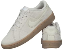 (W) Nike Court Royale 2 Suede 'Coklat Muda Orewood' CZ0218-100 Lookbook (W) Nike Court Royale 2 Suede 'Coklat Muda Orewood' CZ0218-100