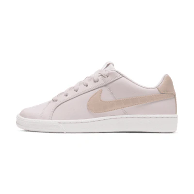 (W) Nike Court Royale