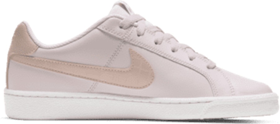 (Women) Nike Court Royale 749867-603 Lookbook (Women) Nike Court Royale 749867-603