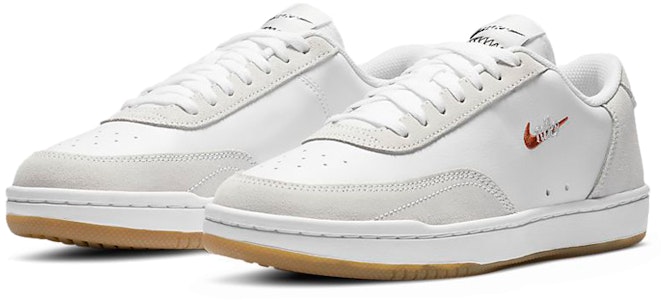 (W) 나이키 코트 빈티지 프리미엄 '화이트 라이트 브라운' CW1067-102 Lookbook (W) 나이키 코트 빈티지 프리미엄 '화이트 라이트 브라운' CW1067-102