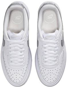 (W) Nike Court Vision Alta 'Putih Metalik Platinum' DM0113-101 Lookbook (W) Nike Court Vision Alta 'Putih Metalik Platinum' DM0113-101