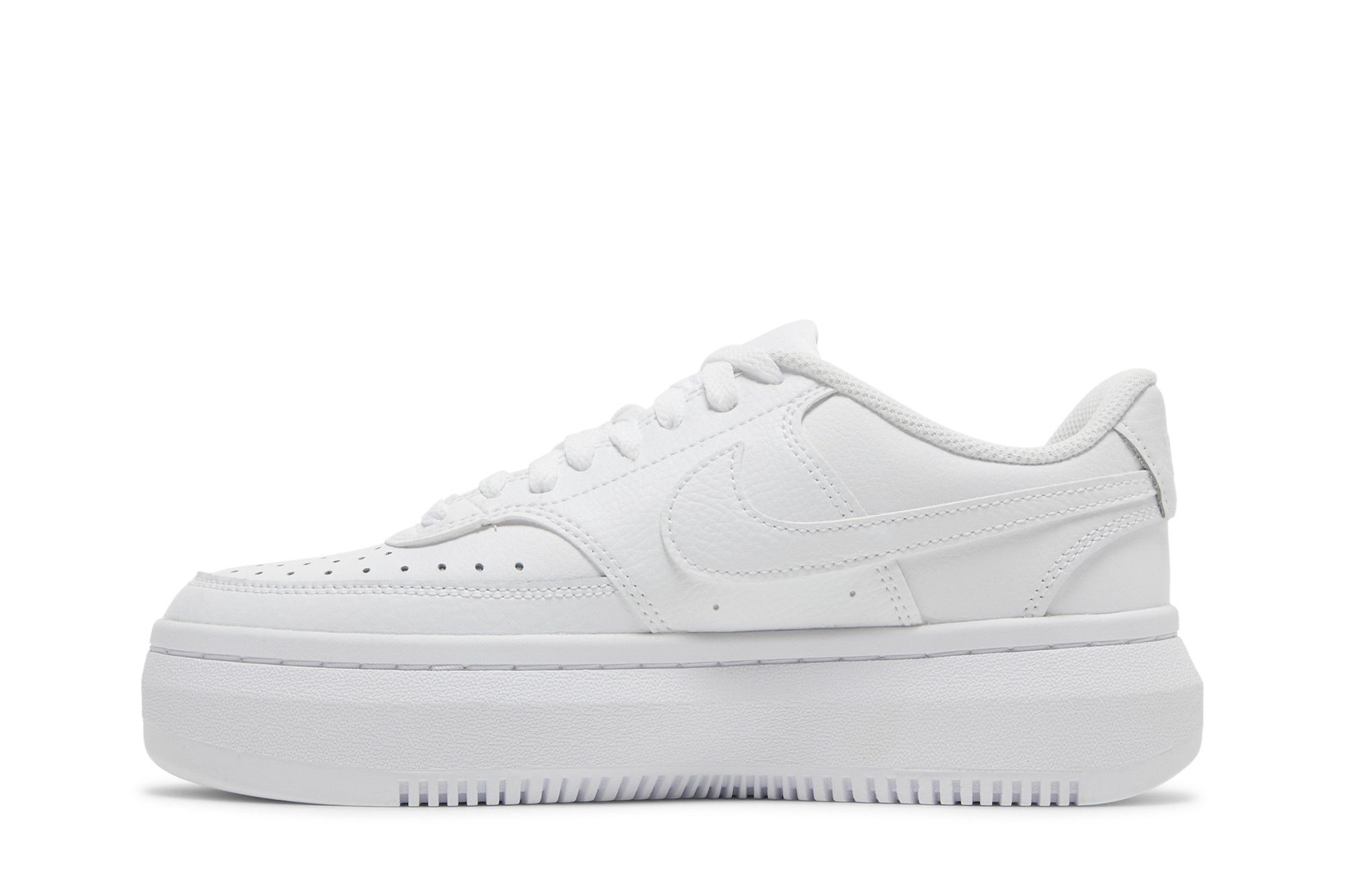 Shop (W) Nike Court Vision Alta Low ''Triple White'' Damen Sneaker DM0113-100