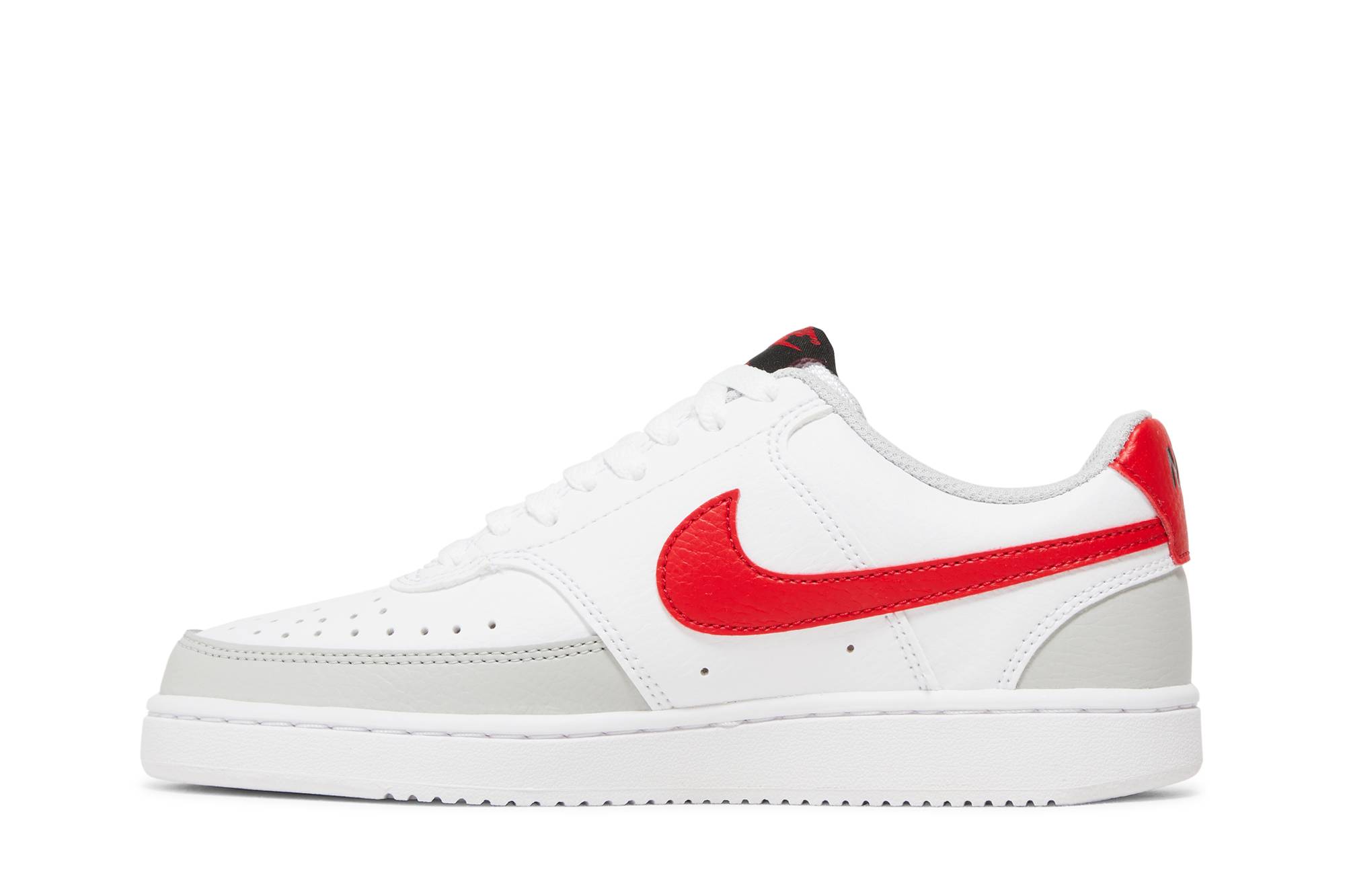 Lookbook (W) 耐克Court Vision Low “白色大学红” FD0284-100