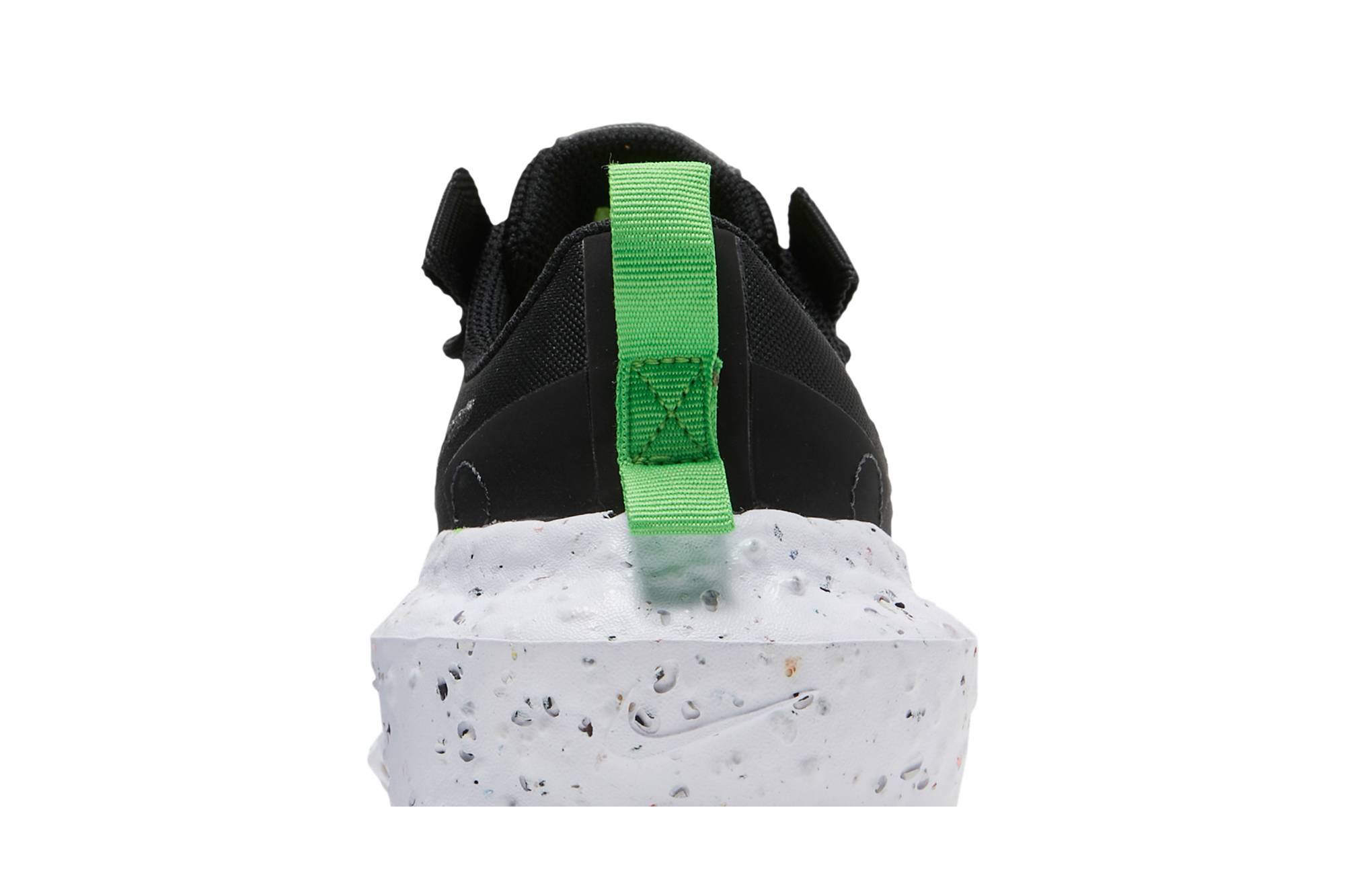 Sizing (W) Nike Crater Impact 'Hitam' CW2386-001