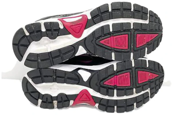 (W) Nike Dart 9 'Hitam Fireberry' 443863-018 Sizing (W) Nike Dart 9 'Hitam Fireberry' 443863-018