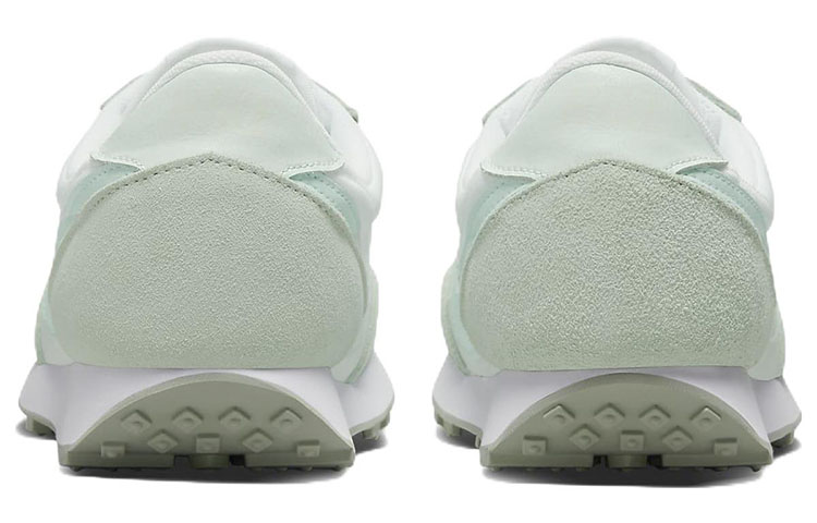 Purchase （女性）Nike Daybreak 'Barely Green' CK2351-011