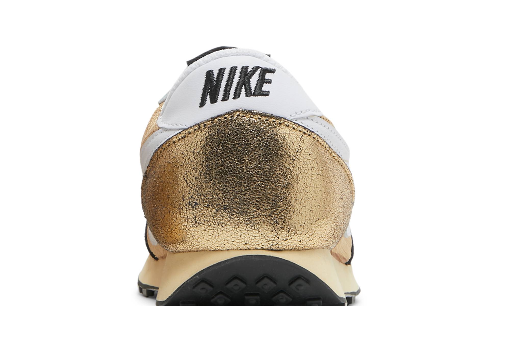 Sizing (W) Nike Daybreak 'Emas Retak' DO5883-700