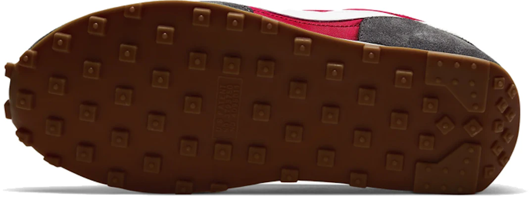 (W) Nike Daybreak 'Gris Hierro y Rojo Track' CK2351-002 Details for (W) Nike Daybreak 'Gris Hierro y Rojo Track' CK2351-002