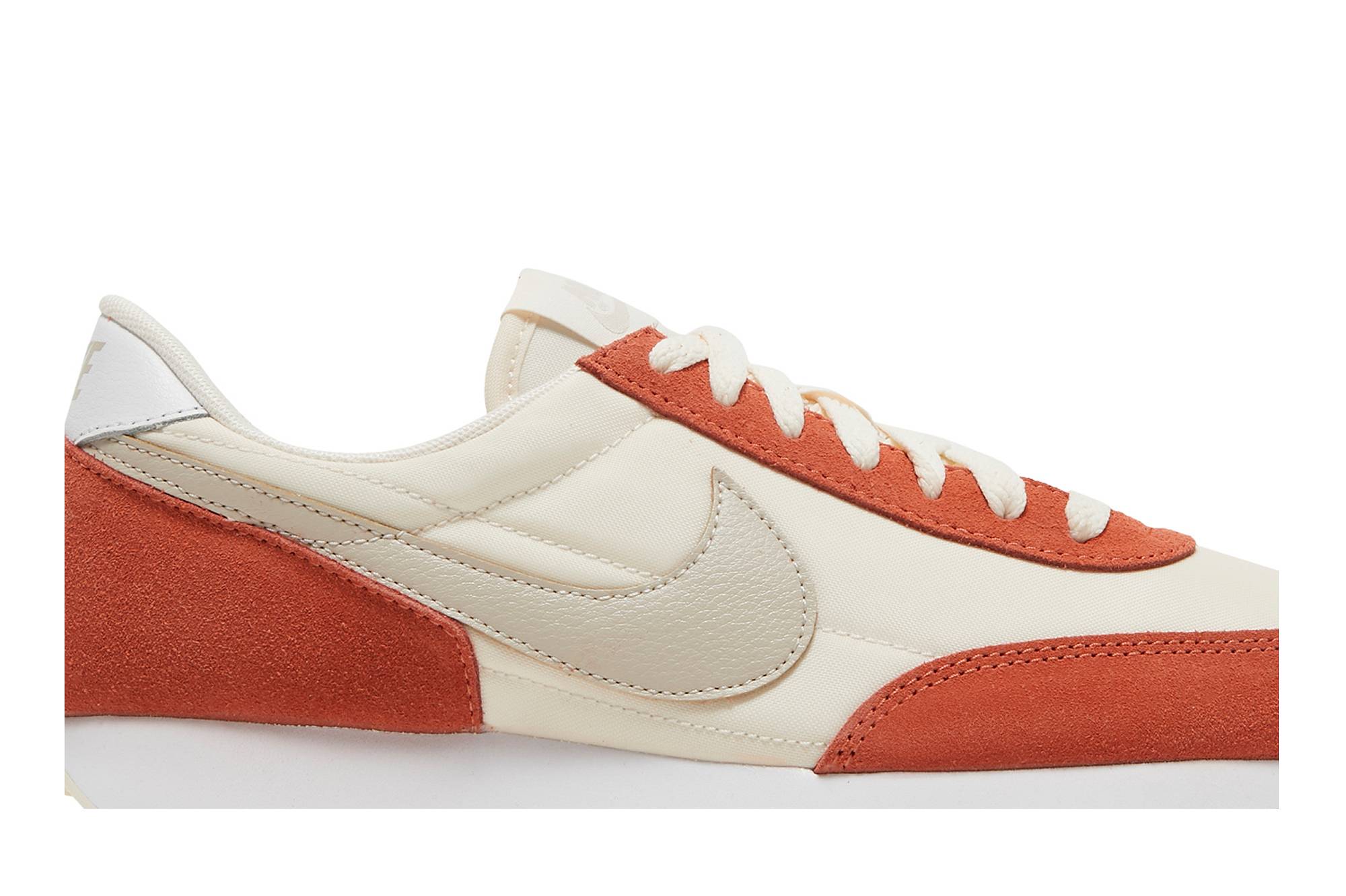 Order (W) ナイキ デイブレイク “ペールアイボリー/デザートサンド” CK2351-106