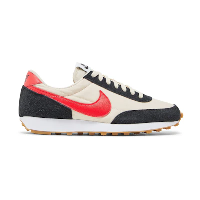 (W) Nike Daybreak 'Siren Red'