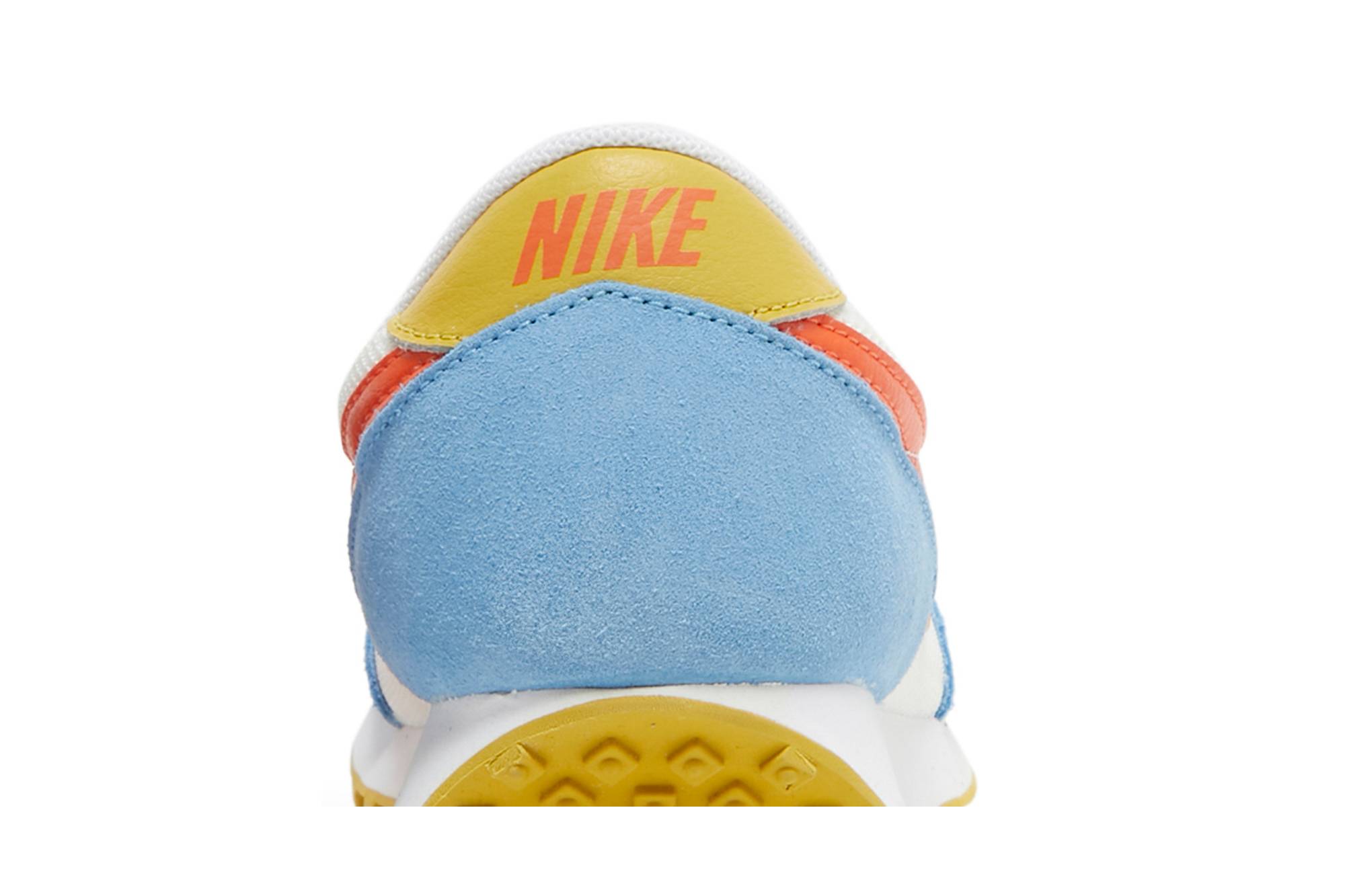 Sizing (W) Nike Daybreak 'Biru University Oren' DM8330-400