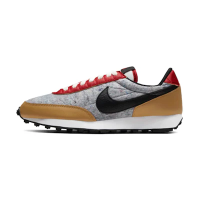 (W) Nike Daybreak 'University Red Gold Suede'