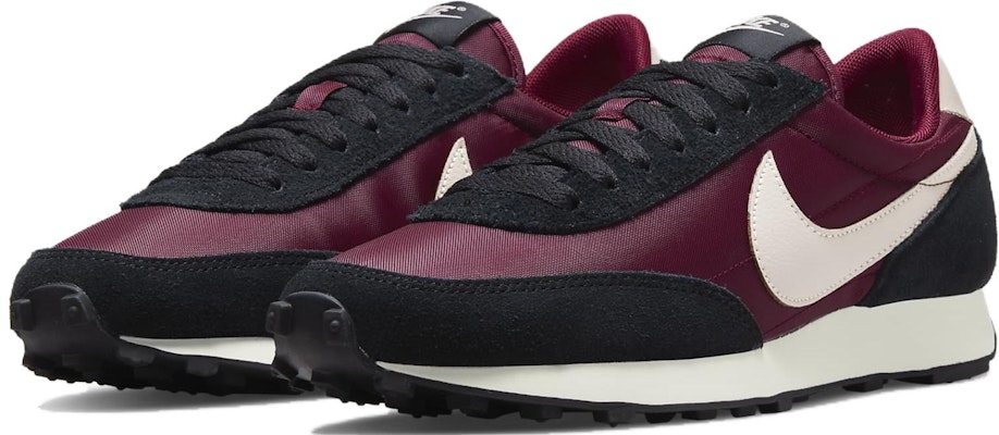 (W) Nike Daybreak 'Merah' CK2351-604 Lookbook (W) Nike Daybreak 'Merah' CK2351-604