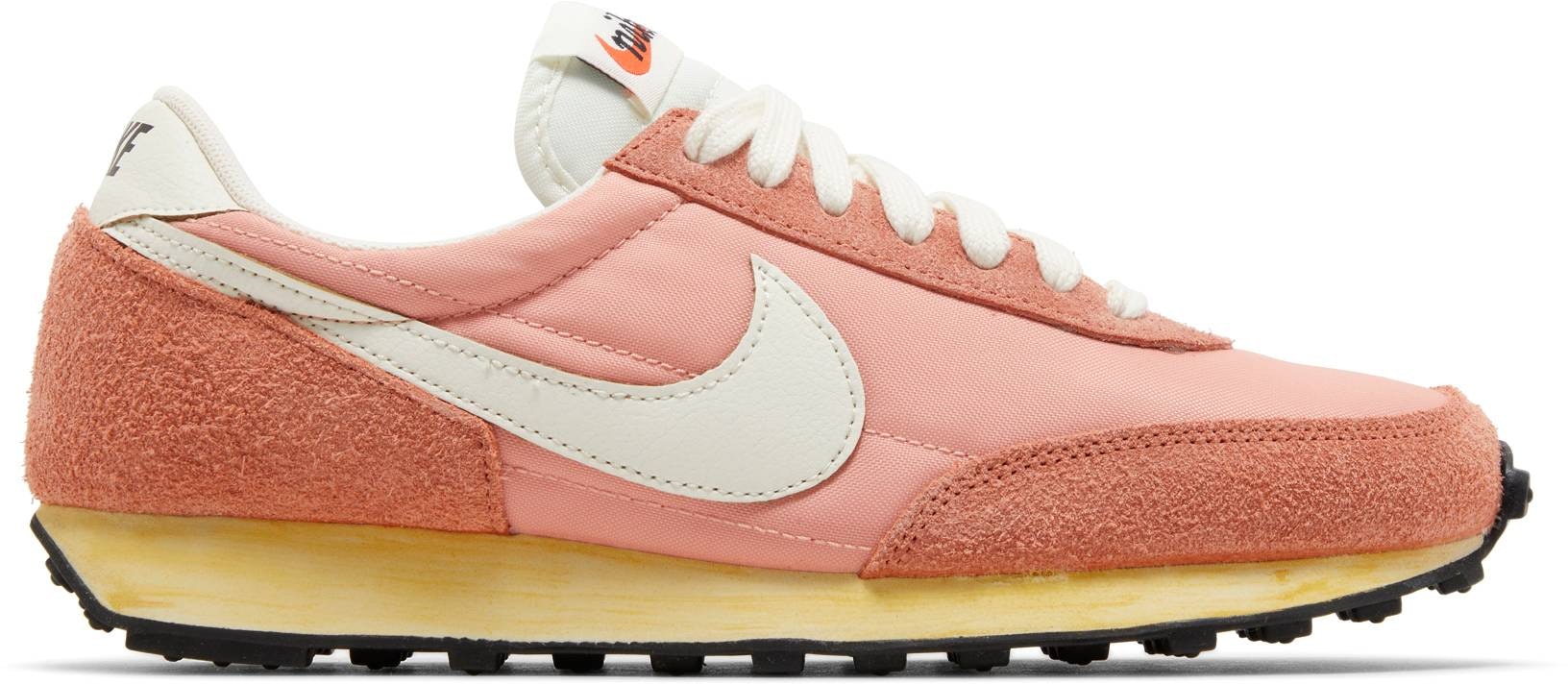 nike-daybreak-se-light-madder-root-wmns