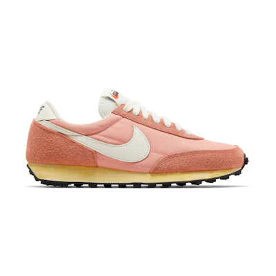 (W) Nike Daybreak SE 'Light Madder Root'
