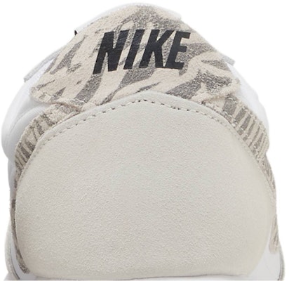 (W) Nike Daybreak SE 'Corak Zebra' DM3346-101 Sizing (W) Nike Daybreak SE 'Corak Zebra' DM3346-101