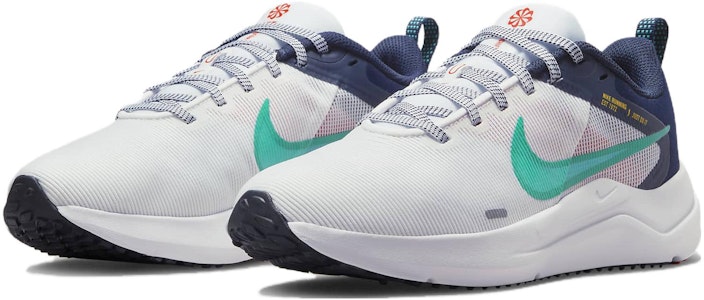 (W) Nike Downshifter 12 'Putih Clear Jade' DD9294-103 Lookbook (W) Nike Downshifter 12 'Putih Clear Jade' DD9294-103