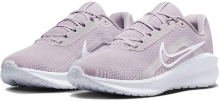 (W) Nike Downshifter 13 ''Platinum Violet'' Wanita FD6476-007 Lookbook (W) Nike Downshifter 13 ''Platinum Violet'' Wanita FD6476-007