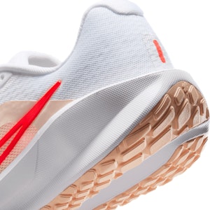 (W) Zapatillas Nike Downshifter 13 Blanco/Coral Lavado/Carmesí Brillante FD6476-105 Cheap (W) Zapatillas Nike Downshifter 13 Blanco/Coral Lavado/Carmesí Brillante FD6476-105