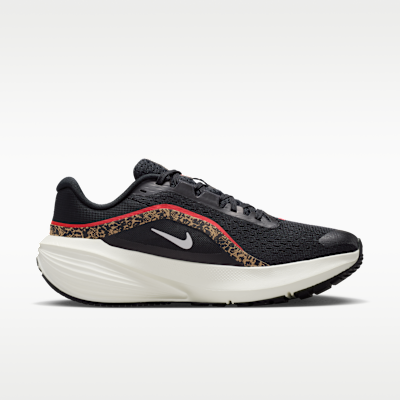 Lookbook (W) Nike Downshifter 14 Zwart/Khaki/Rood/Sail IR0210-001