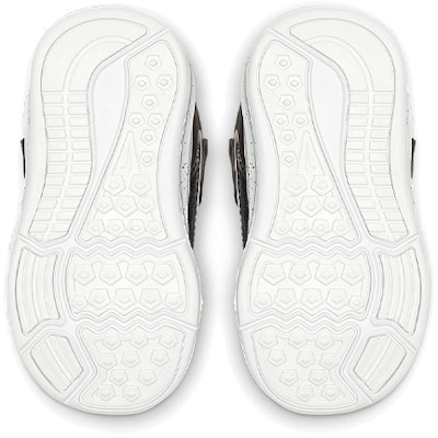 (Women) Nike Downshifter 9 RW 'Black White Green' CI3915-001 Shop (Women) Nike Downshifter 9 RW 'Black White Green' CI3915-001