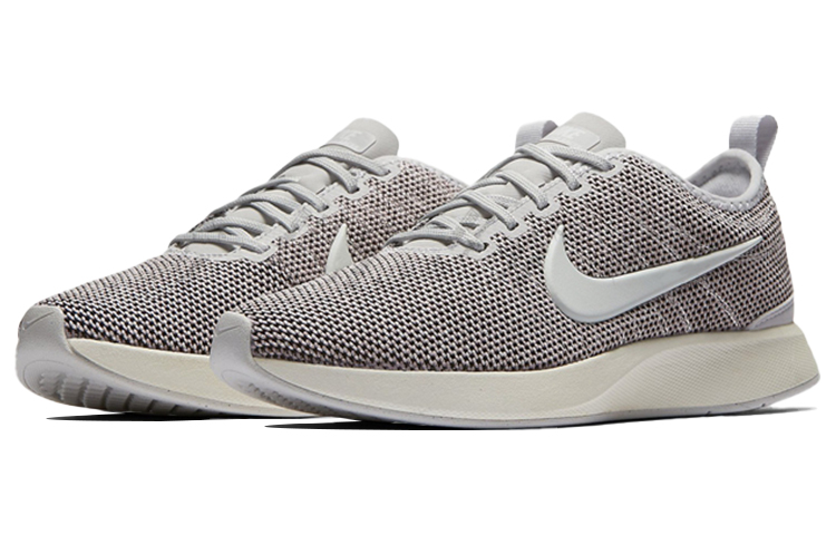 Lookbook (W) Nike Dualtone Racer PRM ''Vast Grijs'' AH0312-004