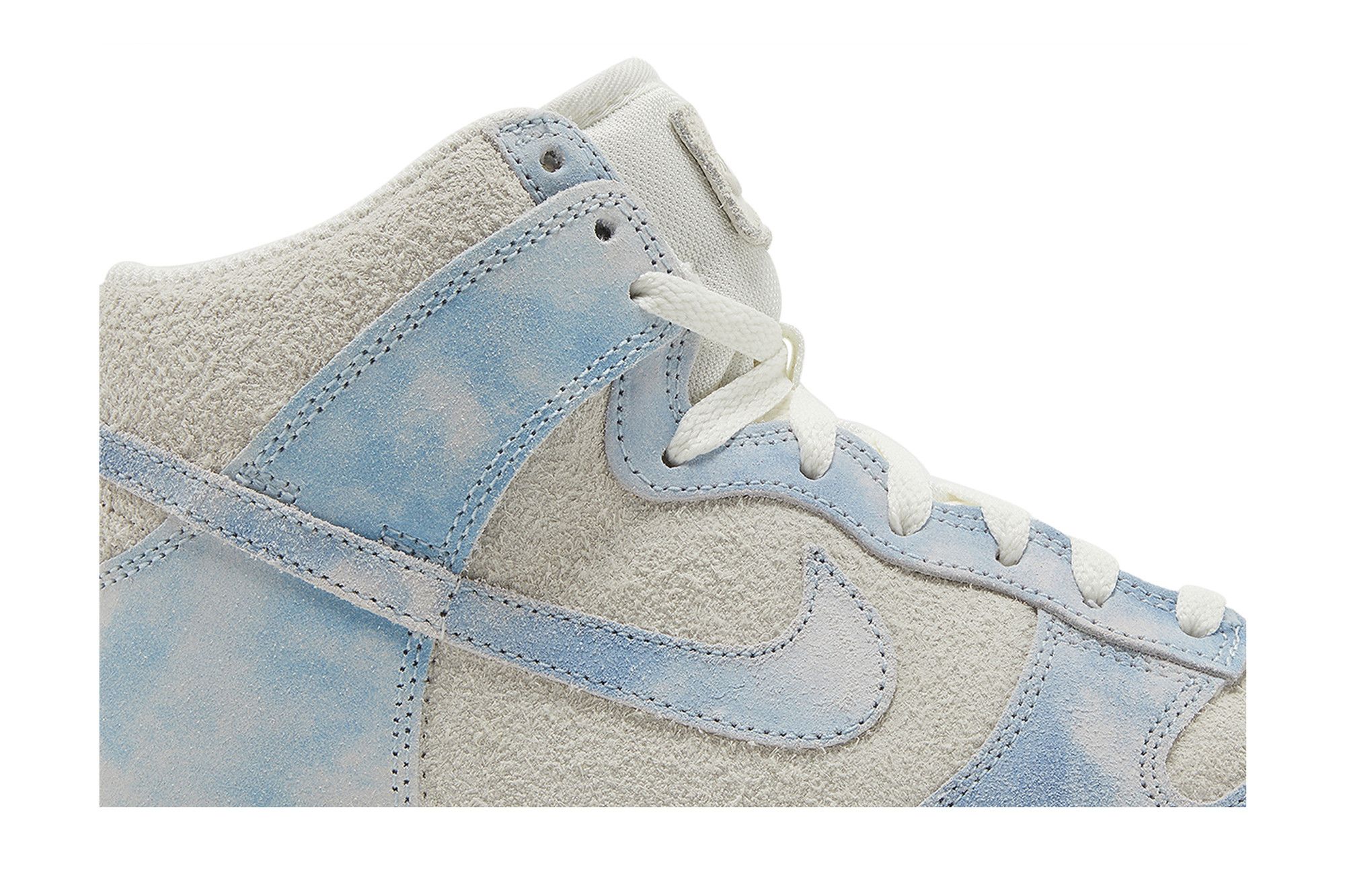 Lookbook (W) 나이키 덩크 하이 '클라우드' (Nike Dunk High 'Clouds') FD0882-400