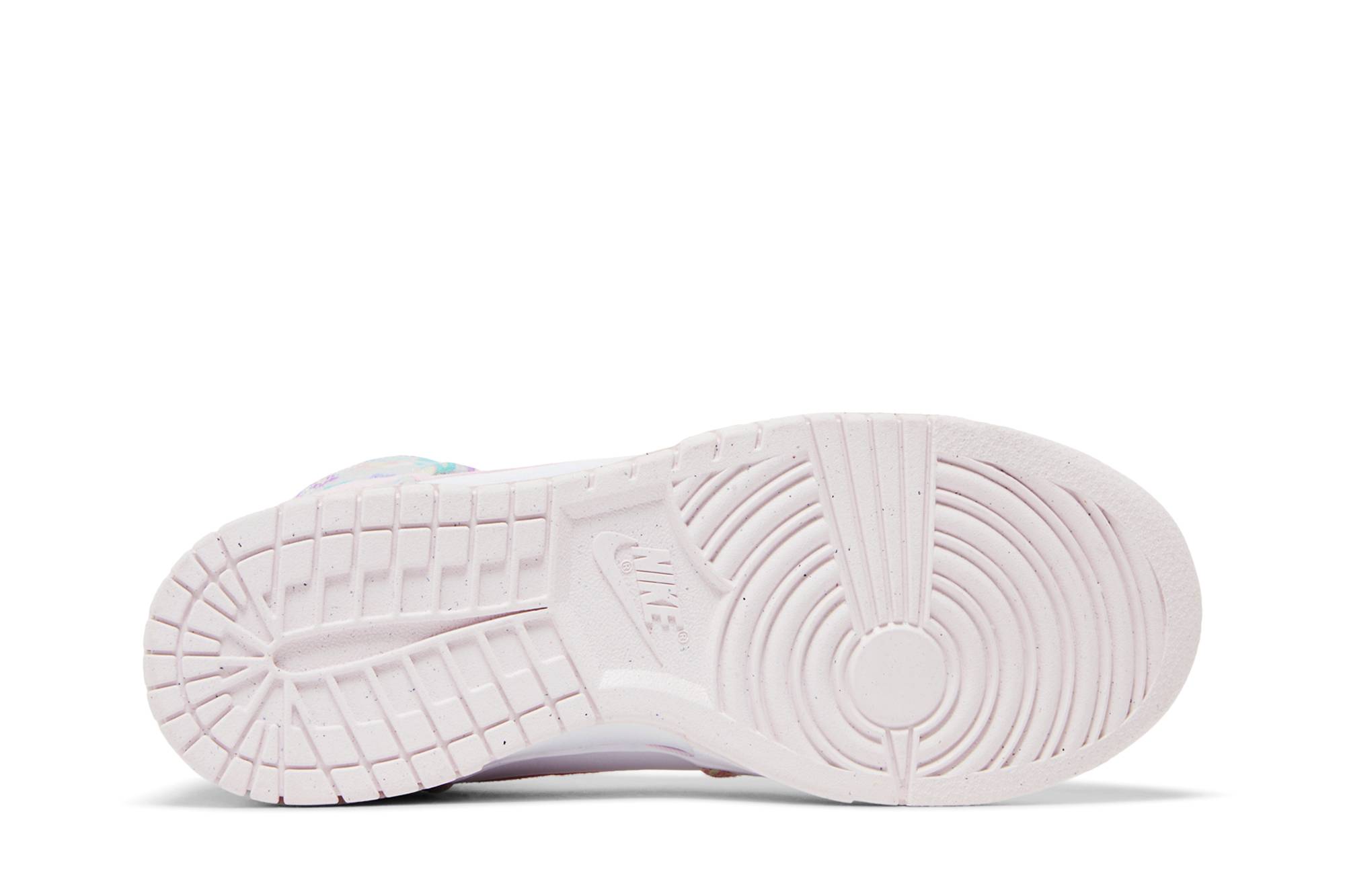 Shop （女性用）Nike Dunk High 'Doernbecher XIX' FZ3026-919