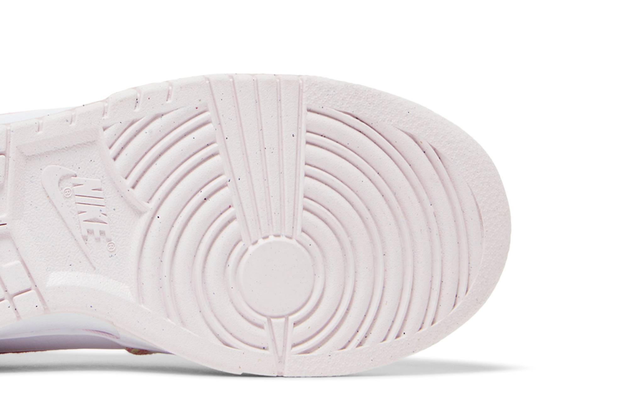 Purchase （女性用）Nike Dunk High 'Doernbecher XIX' FZ3026-919