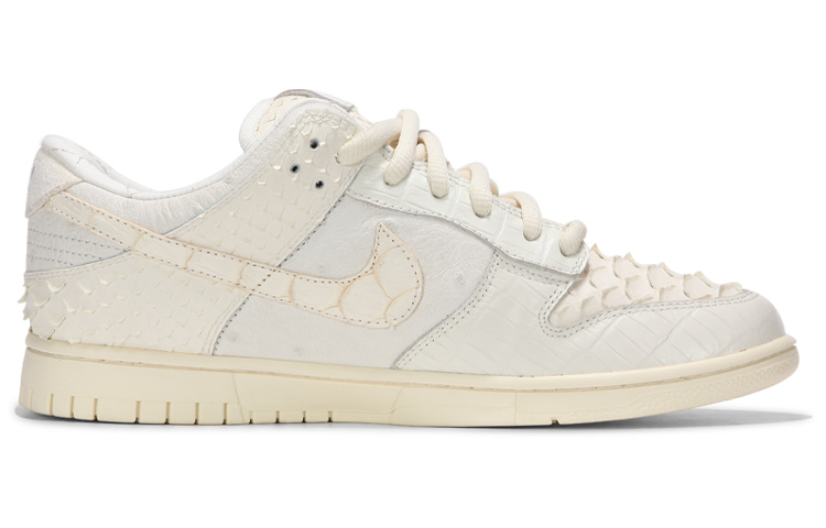 Shop (W) Nike Dunk High 'Jade Kirin' Hijau Jade DX3452-700-484859