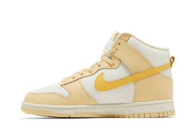(Women) Nike Dunk High 'Pale Vanilla'