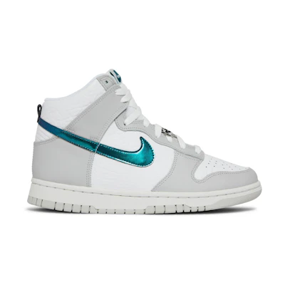 (W) Nike Dunk High 'Ring Bling'