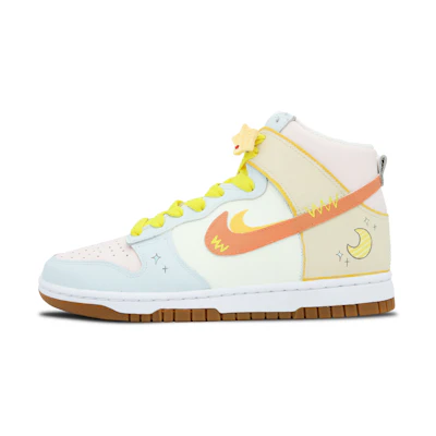 (W) Nike Dunk High 'Starry Moon Blessing'