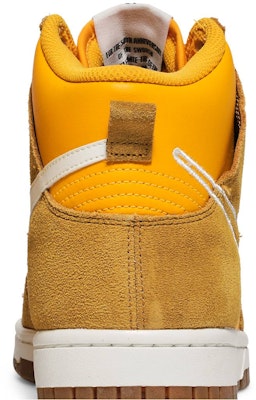 (W) 나이키 덩크 하이 SE '퍼스트 유즈 팩 - 유니버시티 골드' DH6758-700 Sizing (W) 나이키 덩크 하이 SE '퍼스트 유즈 팩 - 유니버시티 골드' DH6758-700