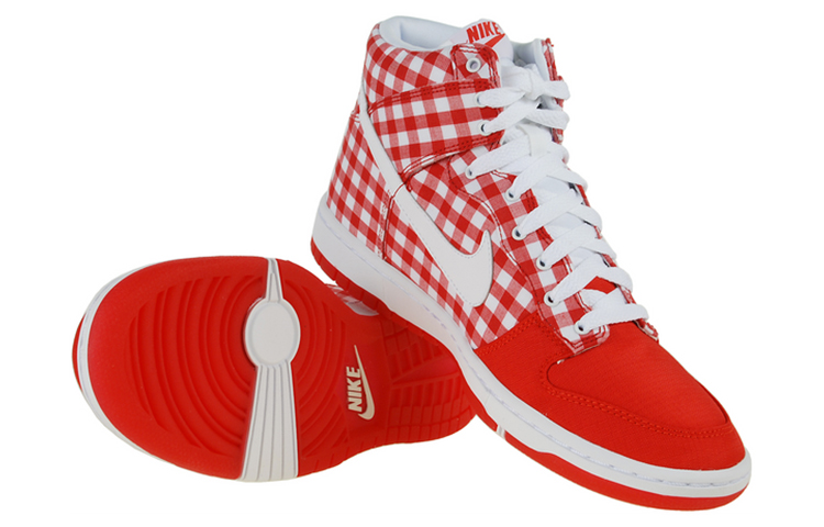 Shop (W) Nike Dunk High Skinny '红格子' 344142-611