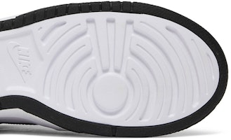 (女) Nike Dunk 高筒改良版 '白黑' DH3718-104 Purchase (女) Nike Dunk 高筒改良版 '白黑' DH3718-104