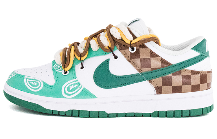 Buy 【訂製球鞋】Nike Dunk Low 復古腰果花 腰果花 方格紋 低筒 板鞋 女款 白綠棕