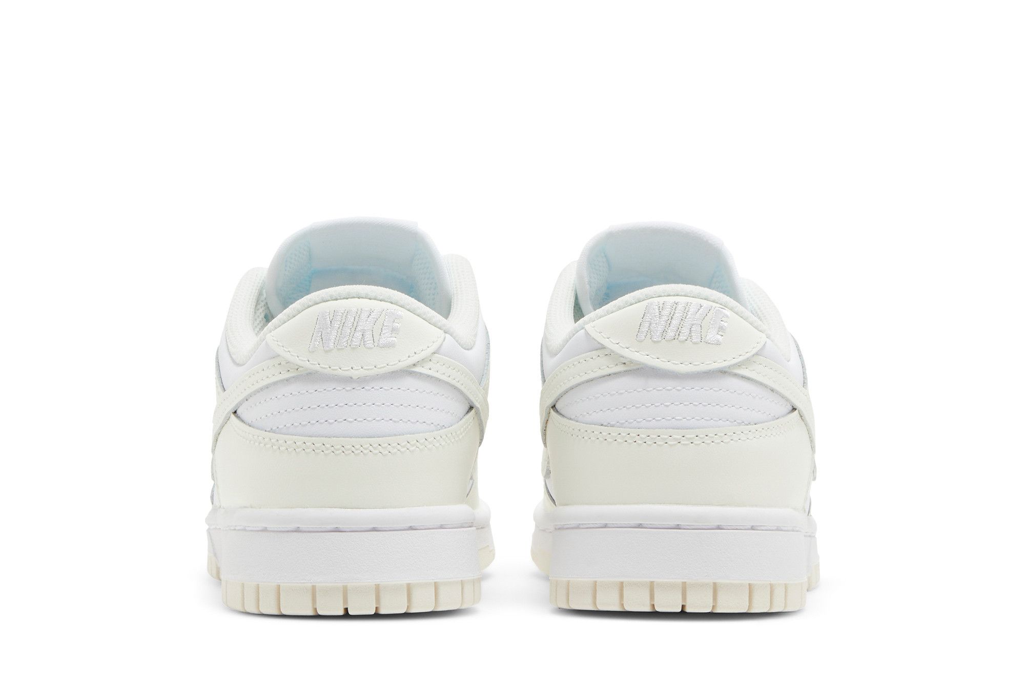 Sizing (Women) Nike Dunk Low 'Coconut Milk' DD1503-121