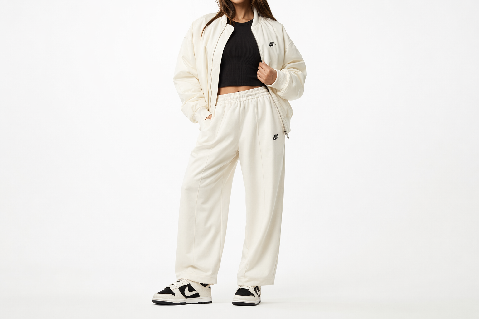Order (W) Nike Dunk Low ''Geëmbosseerd Zwart Sail'' IF3944-001