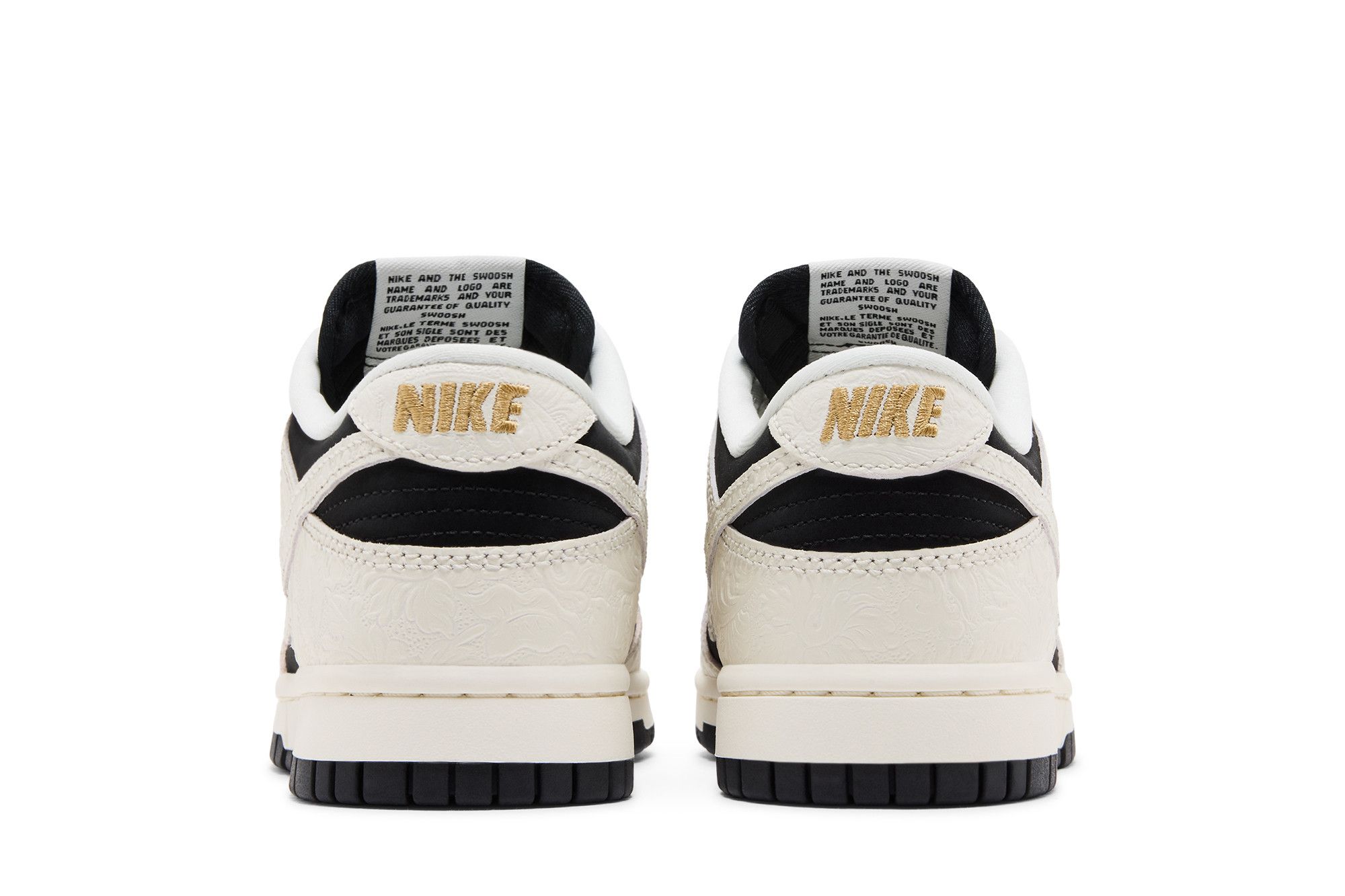 Sizing (W) Nike Dunk Low ''Geëmbosseerd Zwart Sail'' IF3944-001