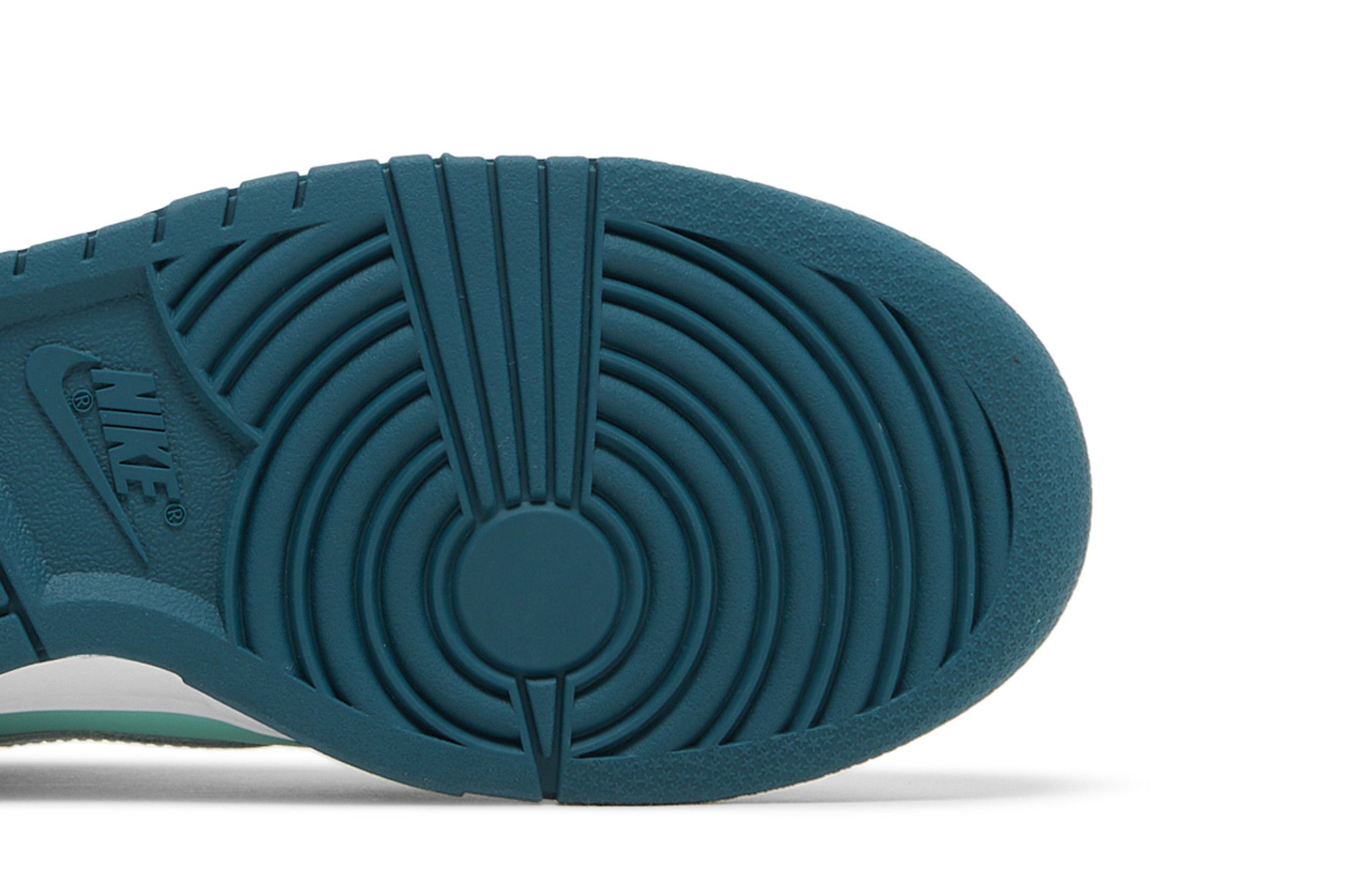 Details for (W) Nike Dunk Low ''Teal Geode'' DD1503-301