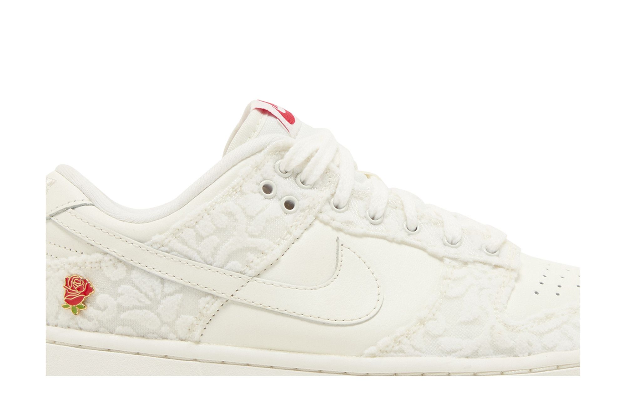 Shop (W) Nike Dunk Low 'Berikan Dia Bunga' FZ3775-133