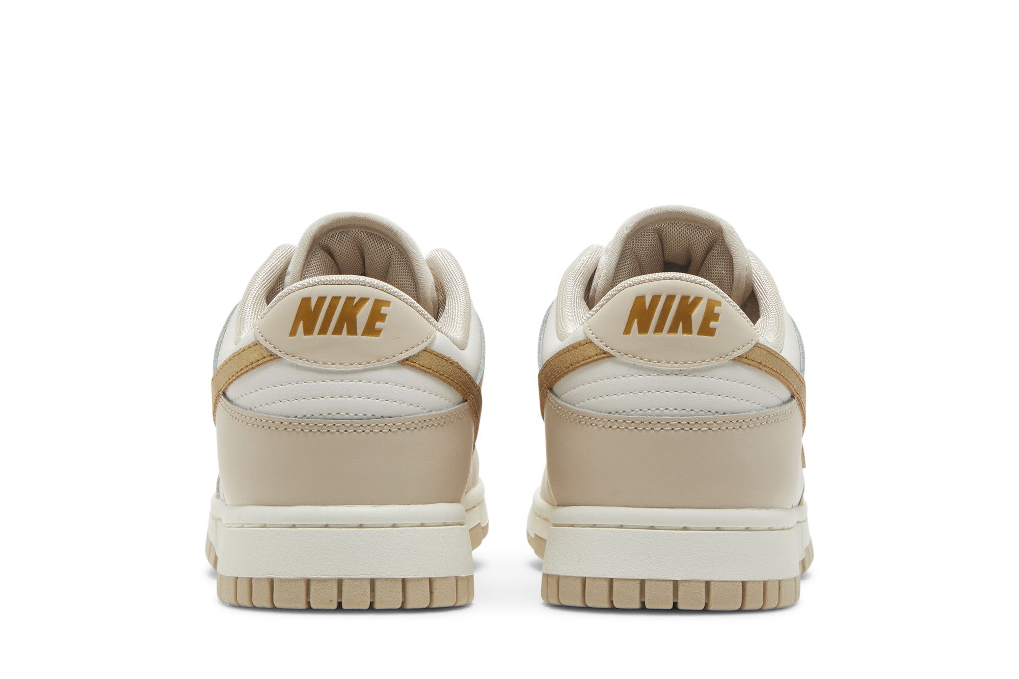 Sizing (W) ナイキ ダンク ロー "ゴールドスウッシュ" DX5930-001