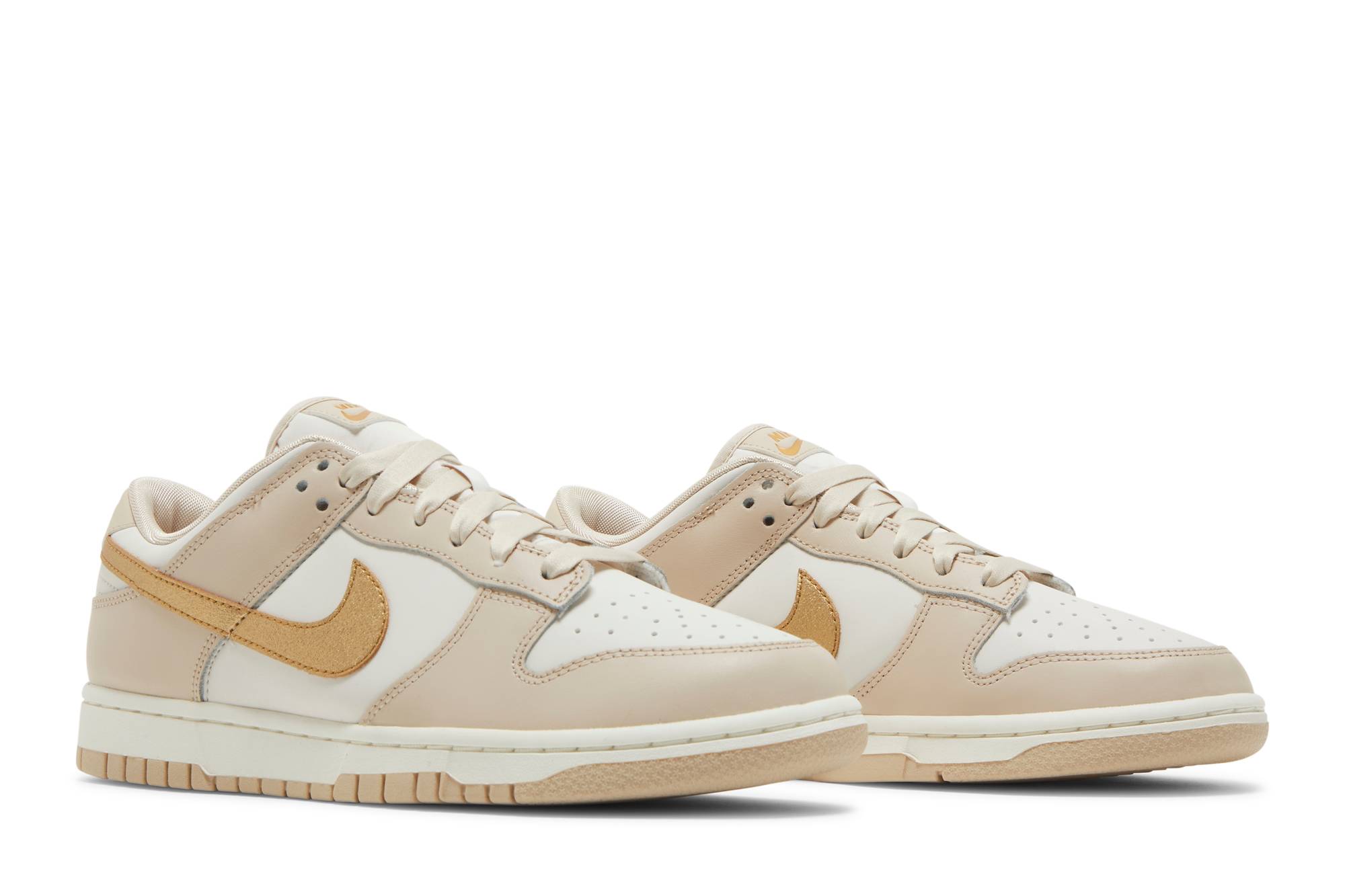 (Women) Nike Dunk Low ‘Gold Swoosh’ DX5930-001