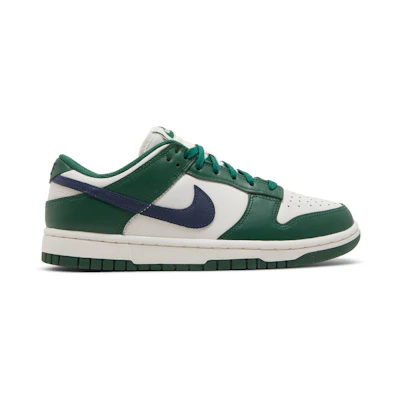 (W) Nike Dunk Low 'Gorge Green'