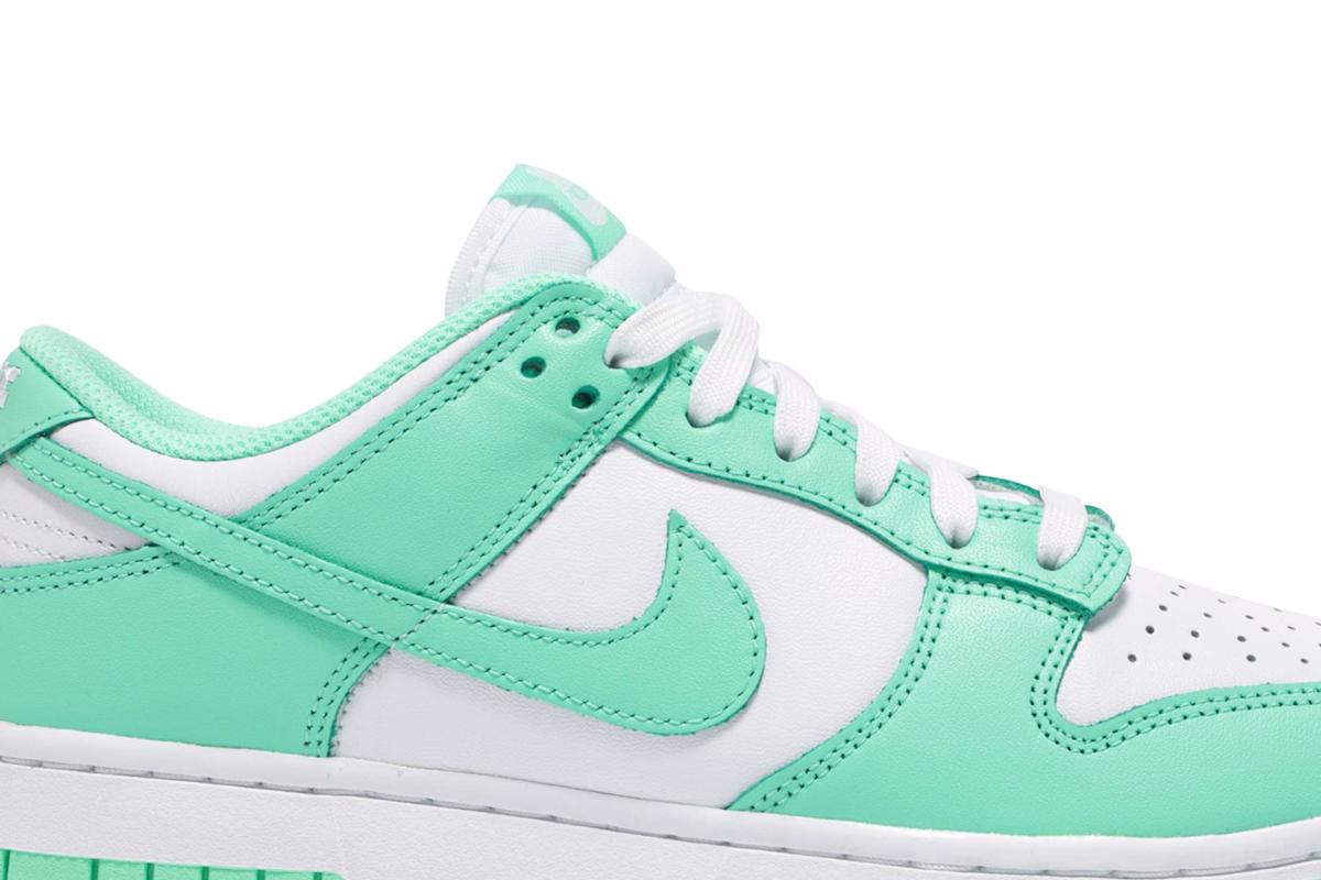 (Women) Nike Dunk Low 'Green Glow' DD1503-105