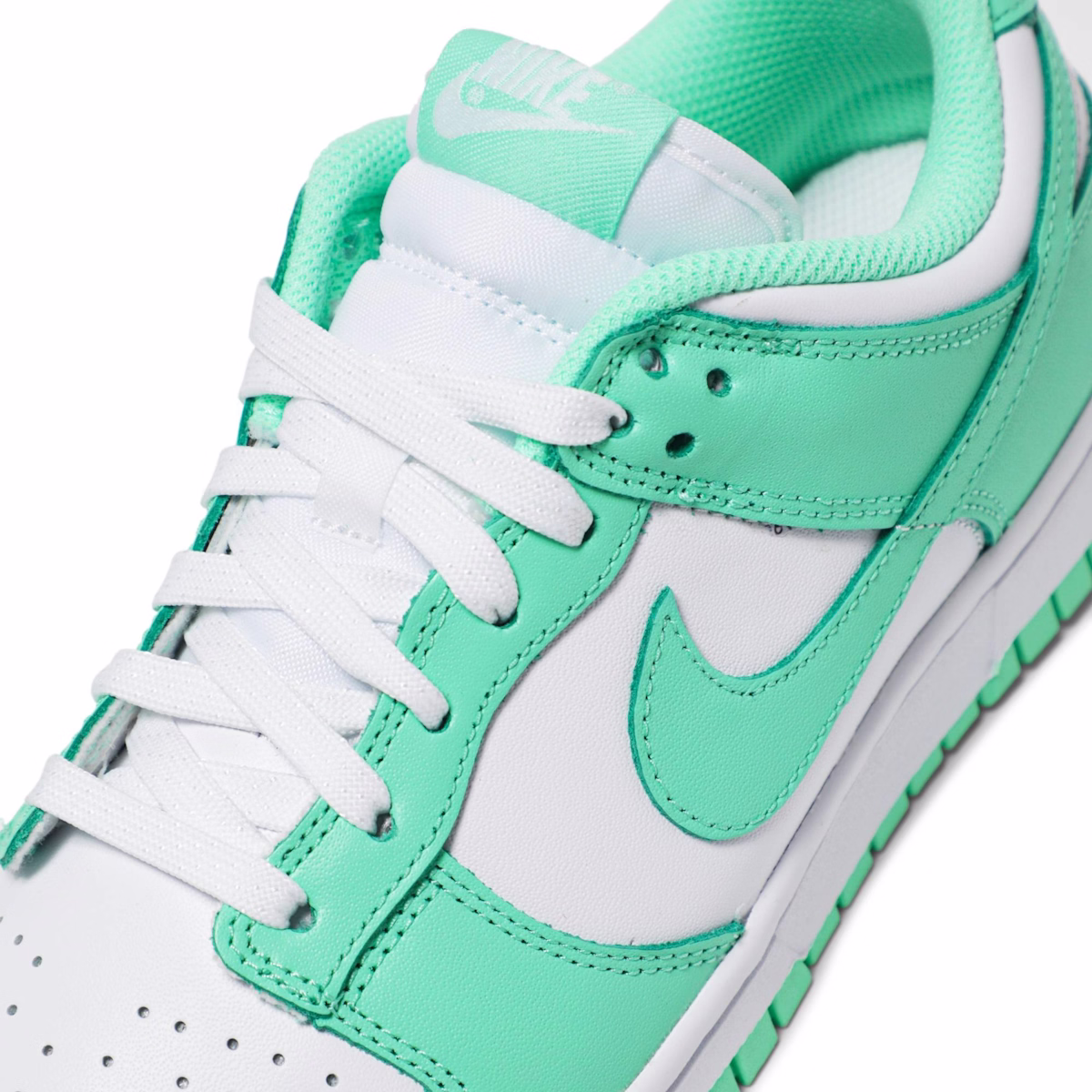 (Women) Nike Dunk Low 'Green Glow' DD1503-105