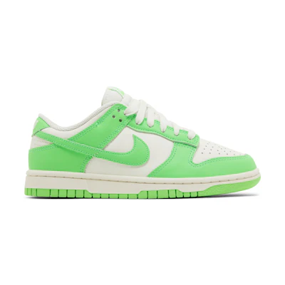 (W) Nike Dunk Low 'Green Strike'