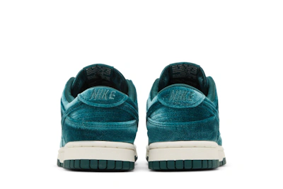 (Women) Nike Dunk Low 'Green Velvet'